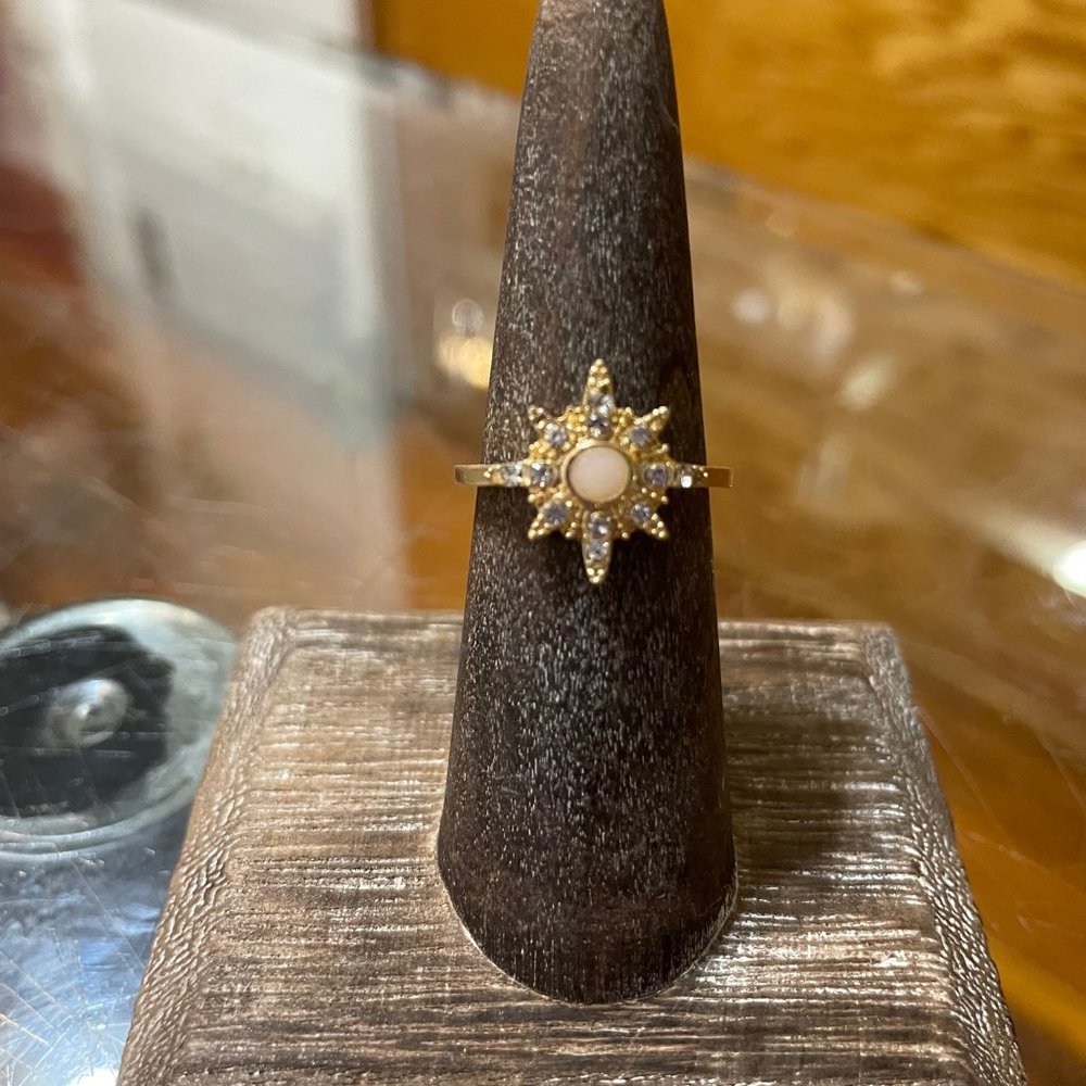 Lailia Starburst Ring Size 7